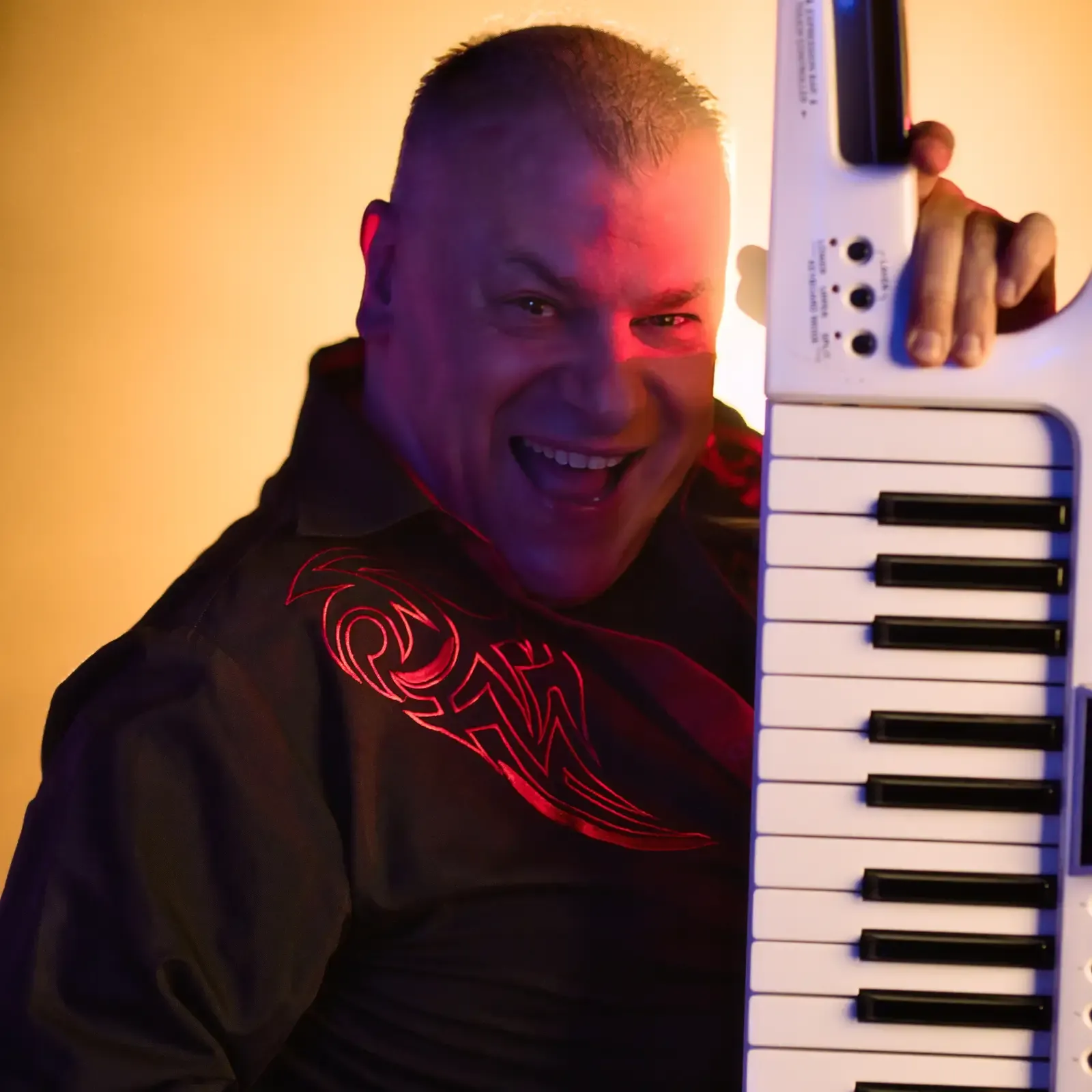 Swiss Event - Dj Ranni - Italienischer Hochzeits Dj Und Keytar Pianist